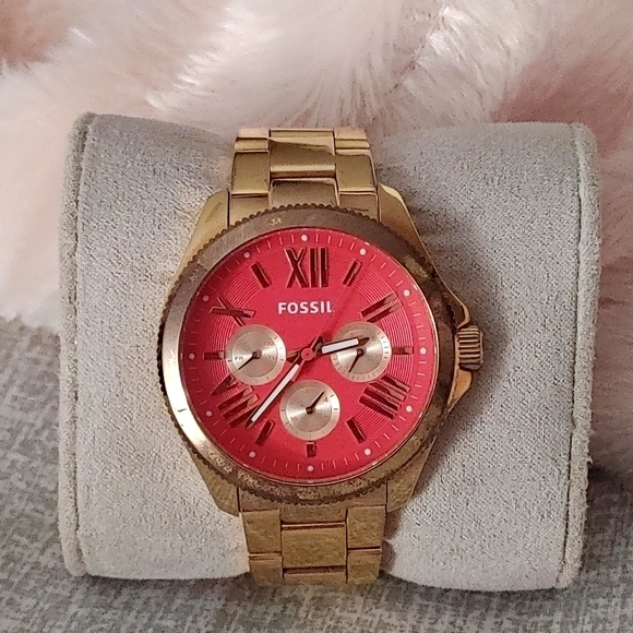 Fossil Watch - Picture 2 of 4